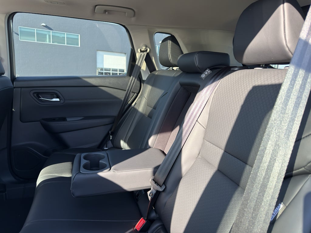 2026 Nissan Rogue 2026.5 AWD Dark Armor