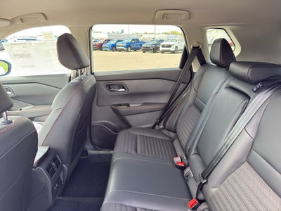 2026 Nissan Rogue 2026.5 AWD Rock Creek