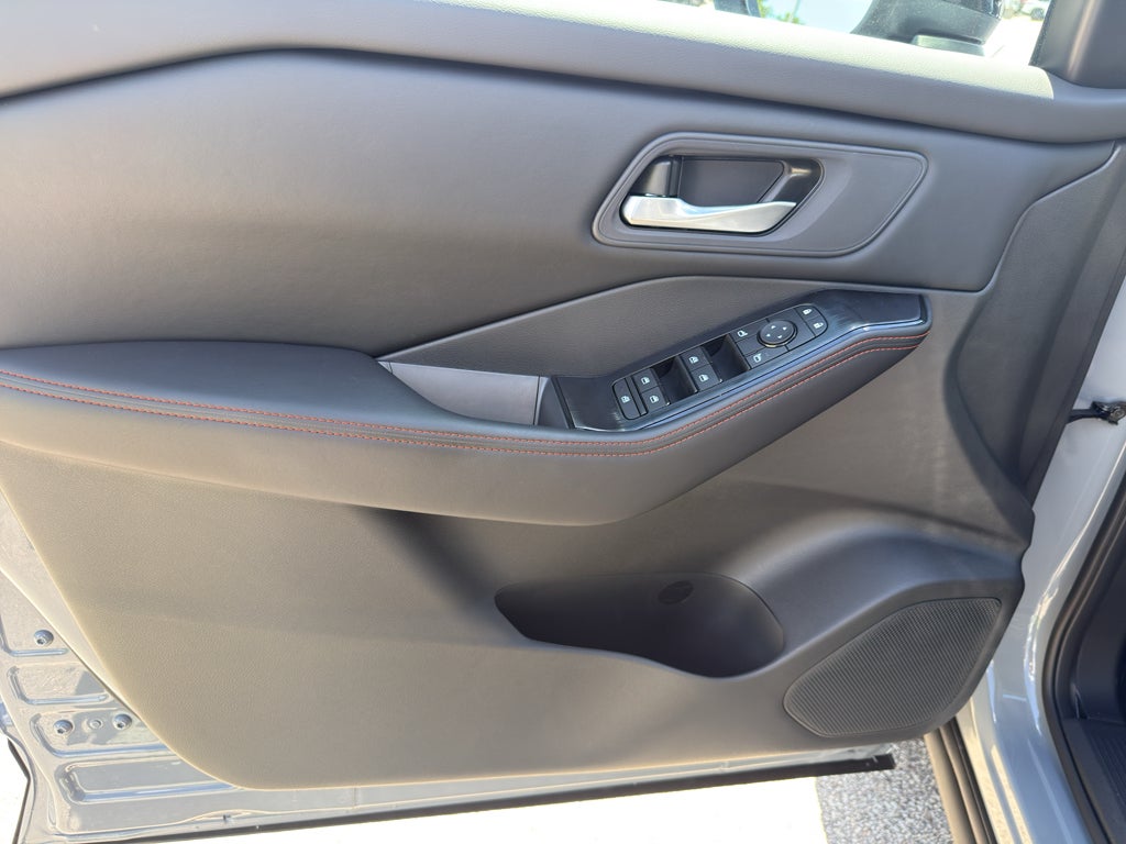 2026 Nissan Rogue 2026.5 AWD Rock Creek