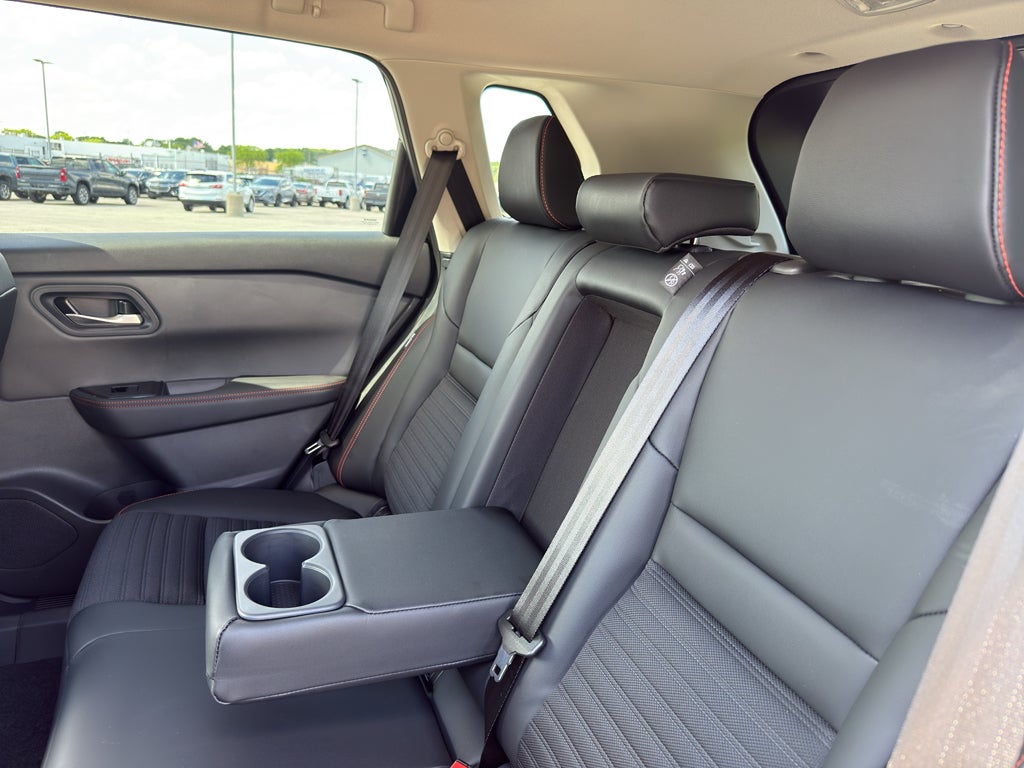 2026 Nissan Rogue 2026.5 AWD Rock Creek