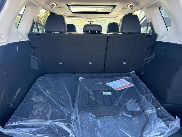 2027 Nissan Rogue Dark Armor AWD