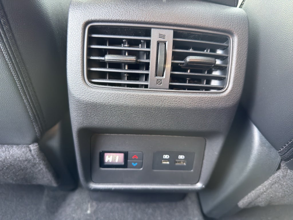 2023 Nissan Rogue AWD SL