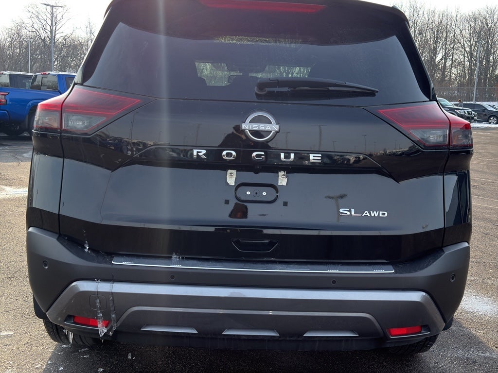 2023 Nissan Rogue AWD SL