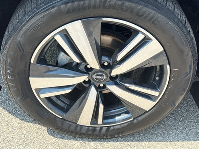 2023 Nissan Rogue AWD SL