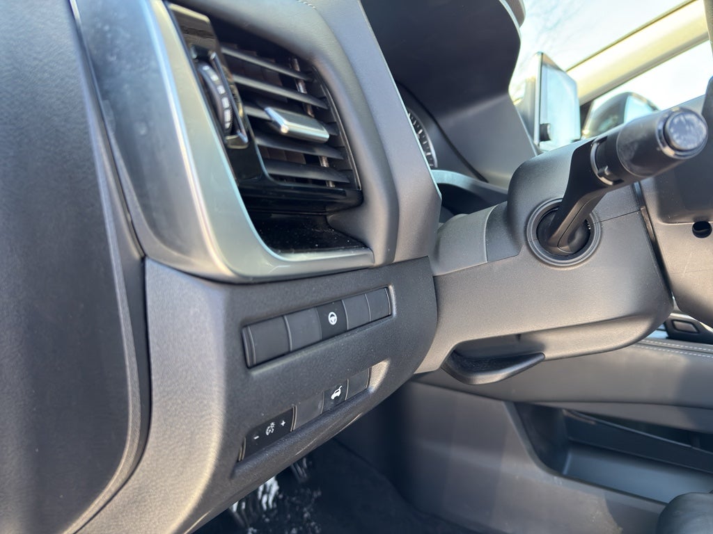 2022 Nissan Rogue AWD SL