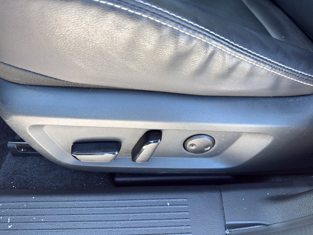 2022 Nissan Rogue AWD SL