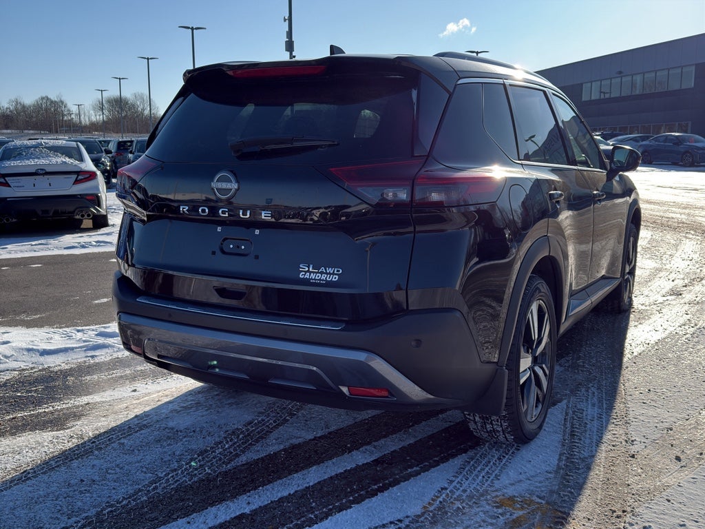 2022 Nissan Rogue AWD SL