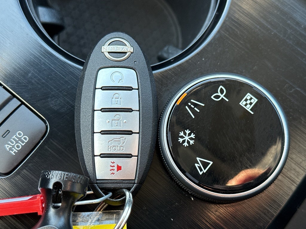 2022 Nissan Rogue AWD SL