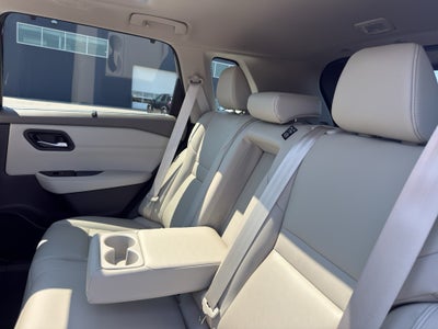 2023 Nissan Rogue AWD SL