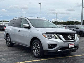 2017 Nissan Pathfinder 4x4 SV