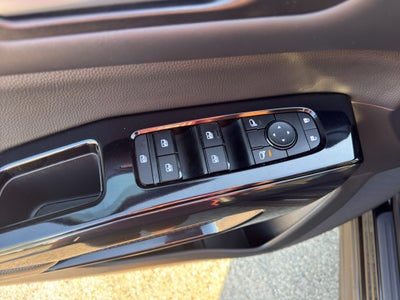 2022 Nissan Pathfinder SV 4WD