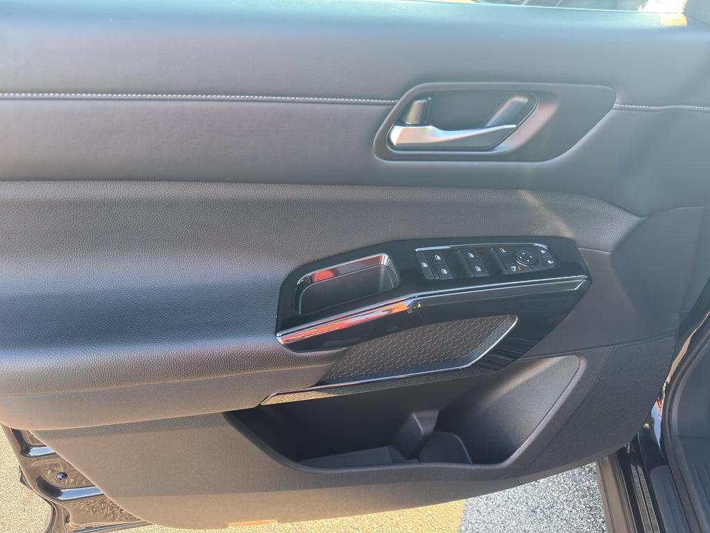 2022 Nissan Pathfinder SV 4WD