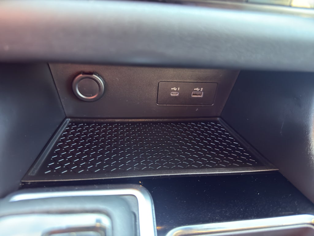 2022 Nissan Pathfinder SV 4WD