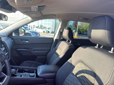 2022 Nissan Pathfinder SV 4WD