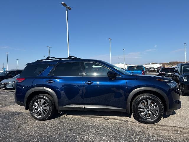 2025 Nissan Pathfinder SV 4WD
