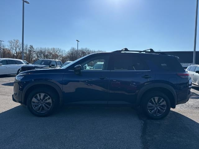 2025 Nissan Pathfinder SV 4WD