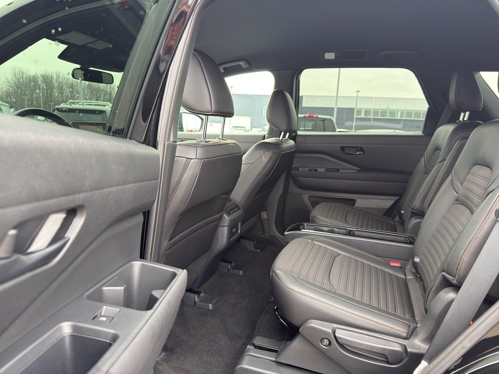 2025 Nissan Pathfinder Rock Creek 4WD