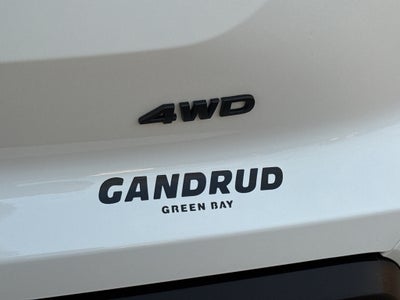 2025 Nissan Pathfinder Rock Creek 4WD