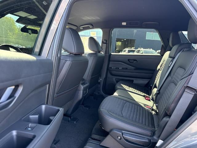 2026 Nissan Pathfinder Rock Creek 4WD