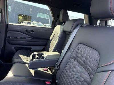 2026 Nissan Pathfinder Rock Creek 4WD