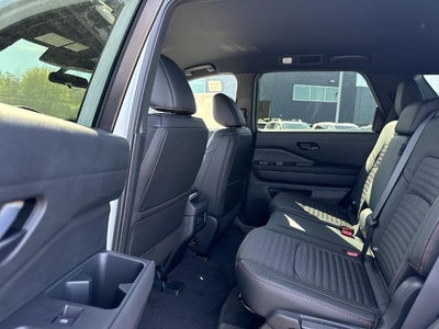 2026 Nissan Pathfinder Rock Creek 4WD