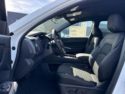 2026 Nissan Pathfinder Rock Creek 4WD