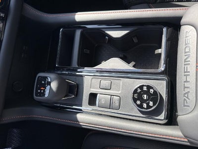 2026 Nissan Pathfinder Rock Creek 4WD
