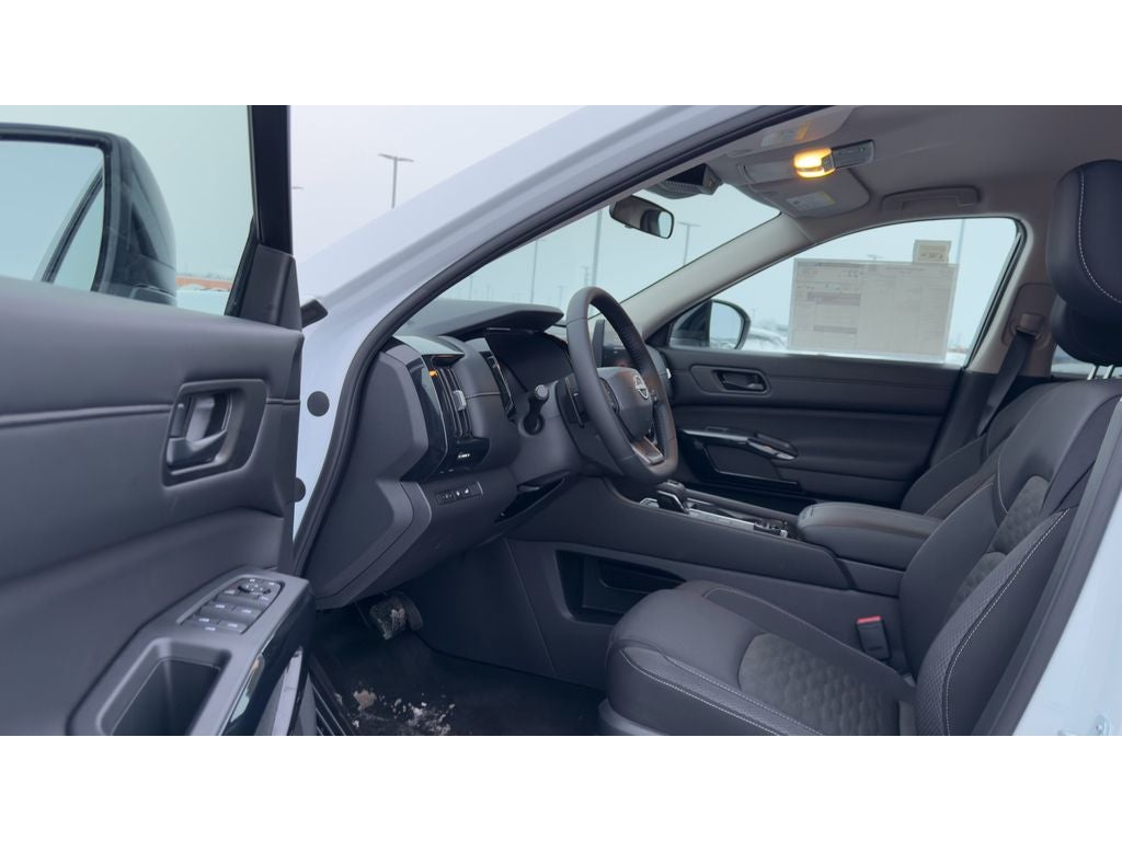 2026 Nissan Pathfinder SV 4WD