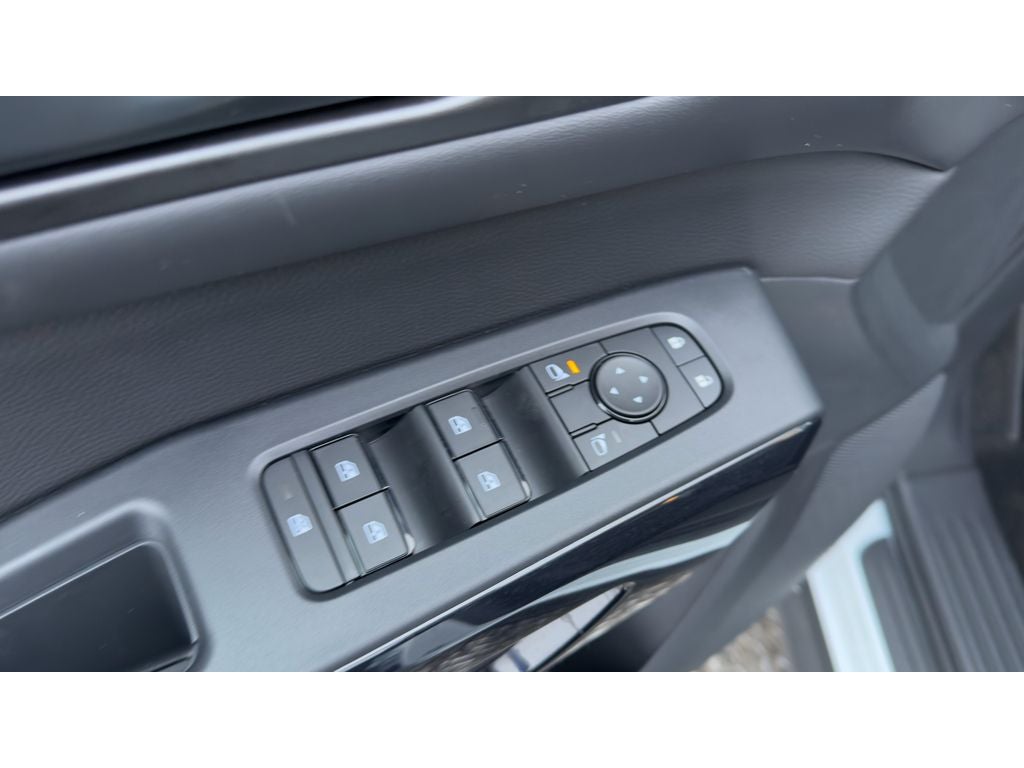 2026 Nissan Pathfinder SV 4WD