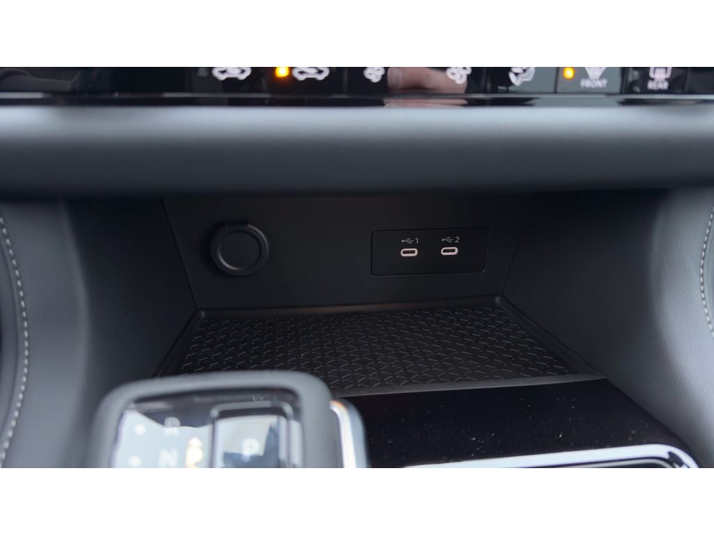 2026 Nissan Pathfinder SV 4WD