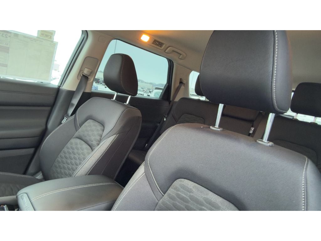 2026 Nissan Pathfinder SV 4WD