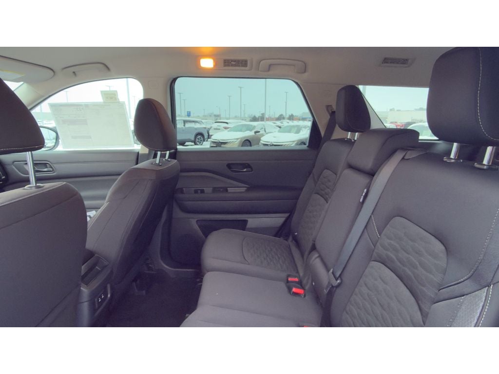 2026 Nissan Pathfinder SV 4WD