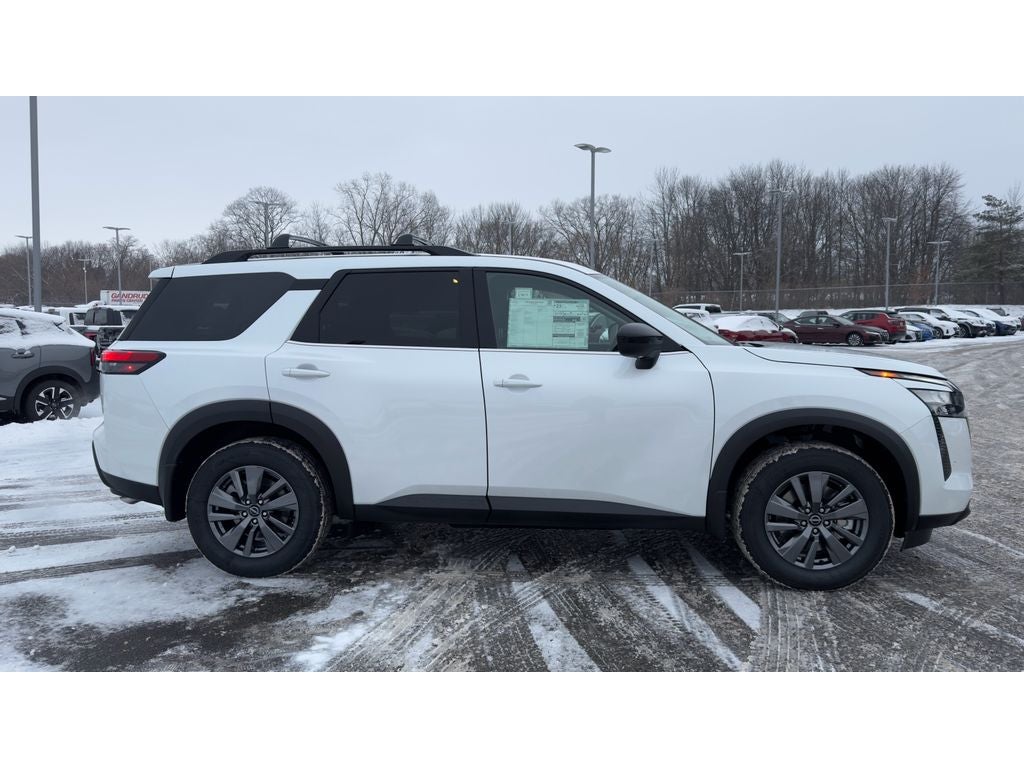 2026 Nissan Pathfinder SV 4WD