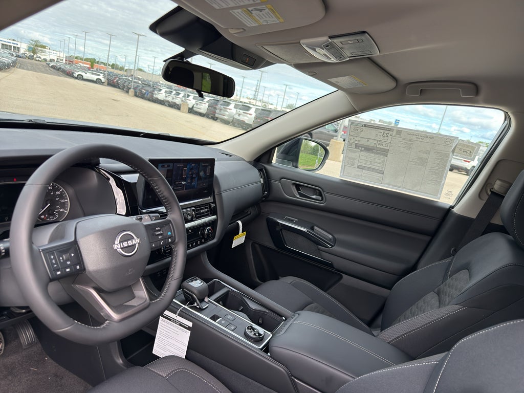 2026 Nissan Pathfinder SV 4WD