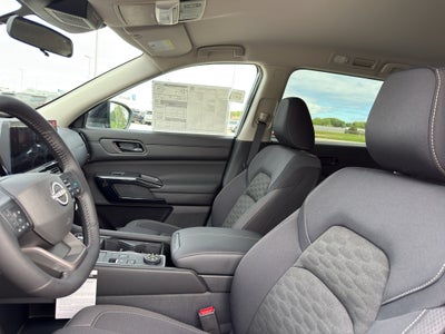 2026 Nissan Pathfinder SV 4WD