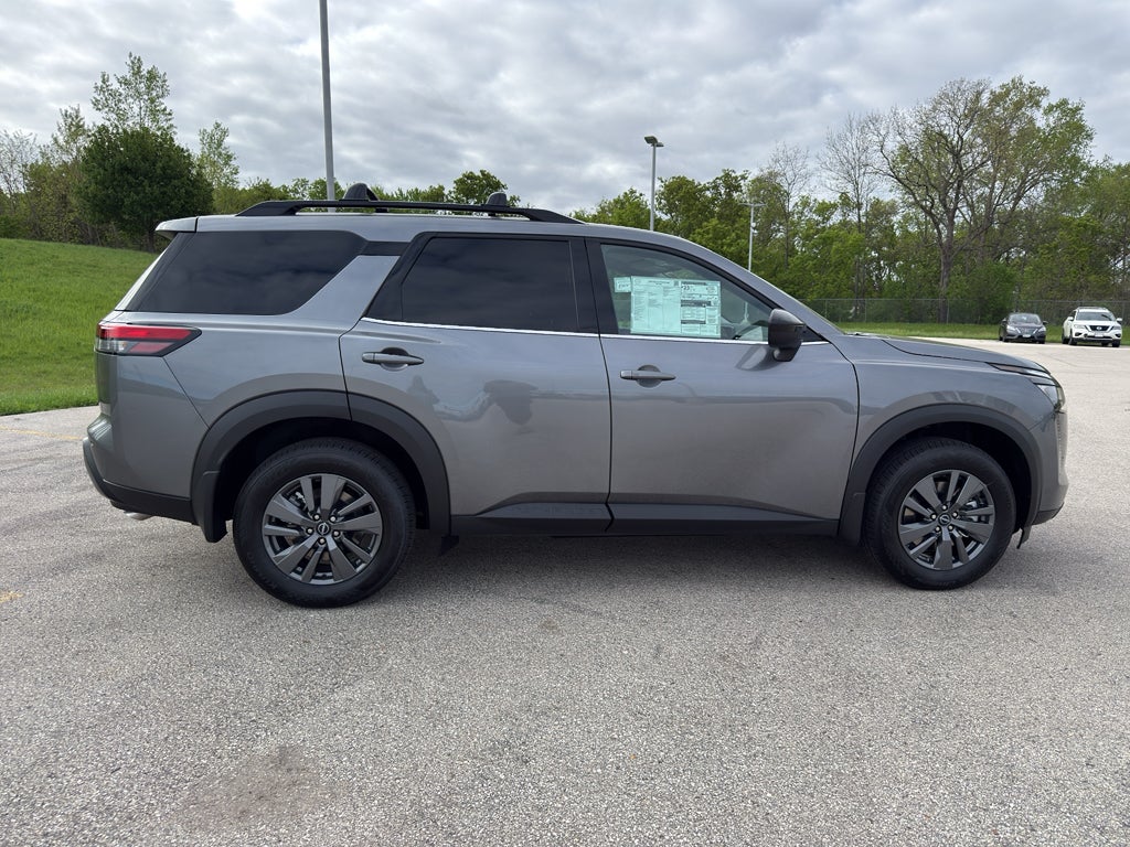 2026 Nissan Pathfinder SV 4WD