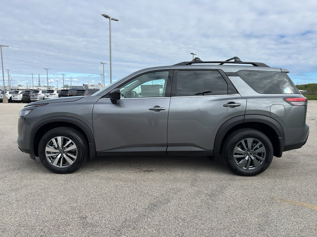 2026 Nissan Pathfinder SV 4WD