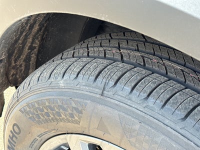 2026 Nissan Pathfinder SV 4WD