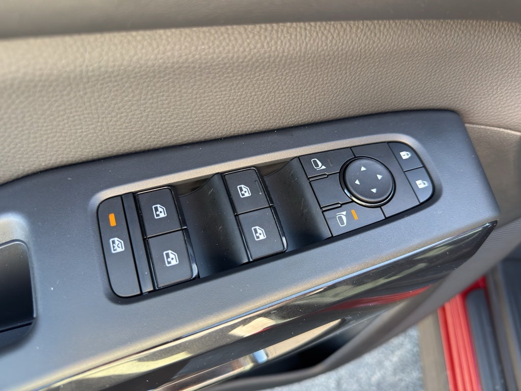 2026 Nissan Pathfinder SV 4WD