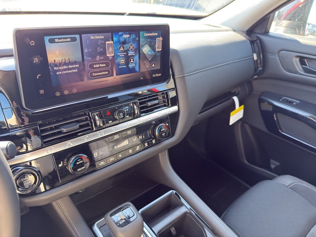 2026 Nissan Pathfinder SV 4WD