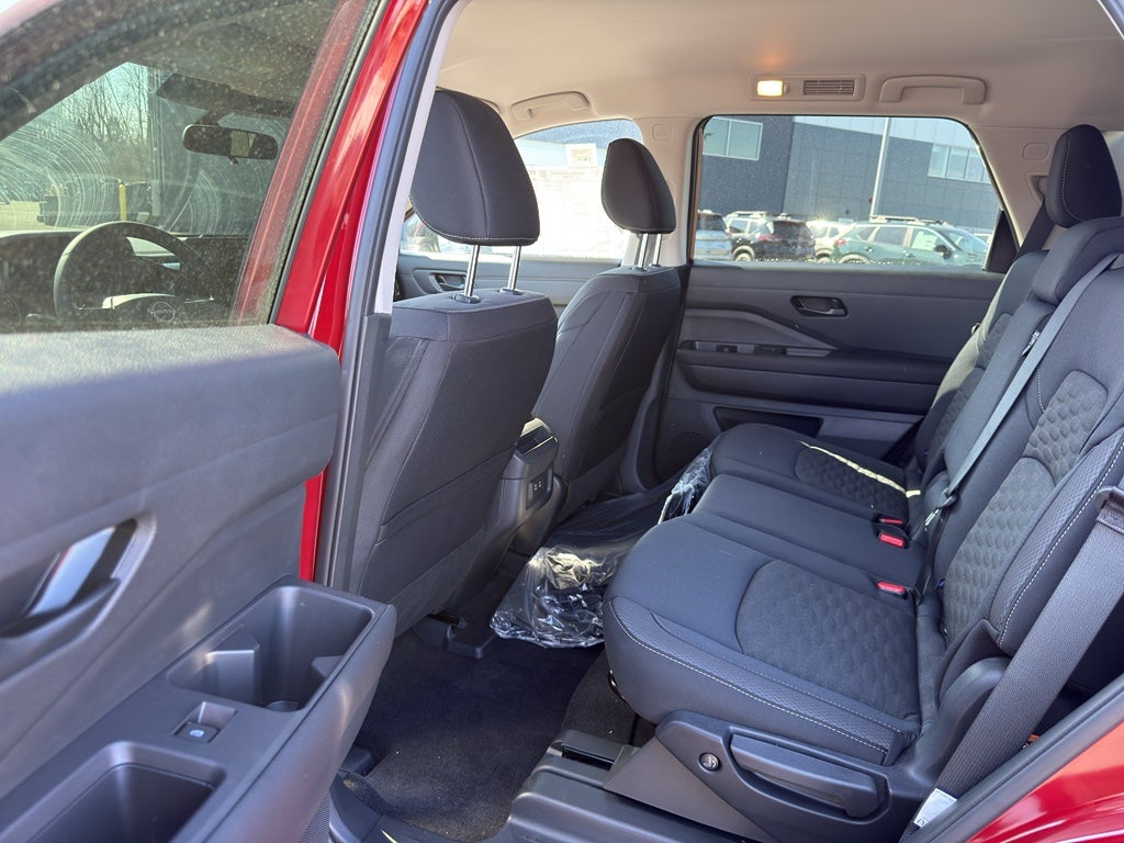 2026 Nissan Pathfinder SV 4WD