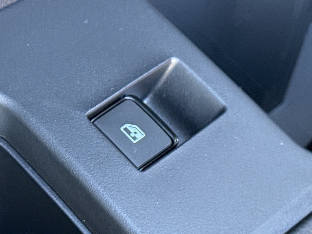 2026 Nissan Pathfinder SV 4WD