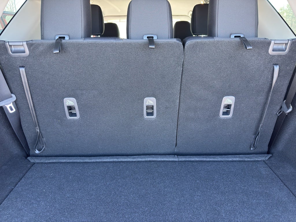 2026 Nissan Pathfinder SV 4WD