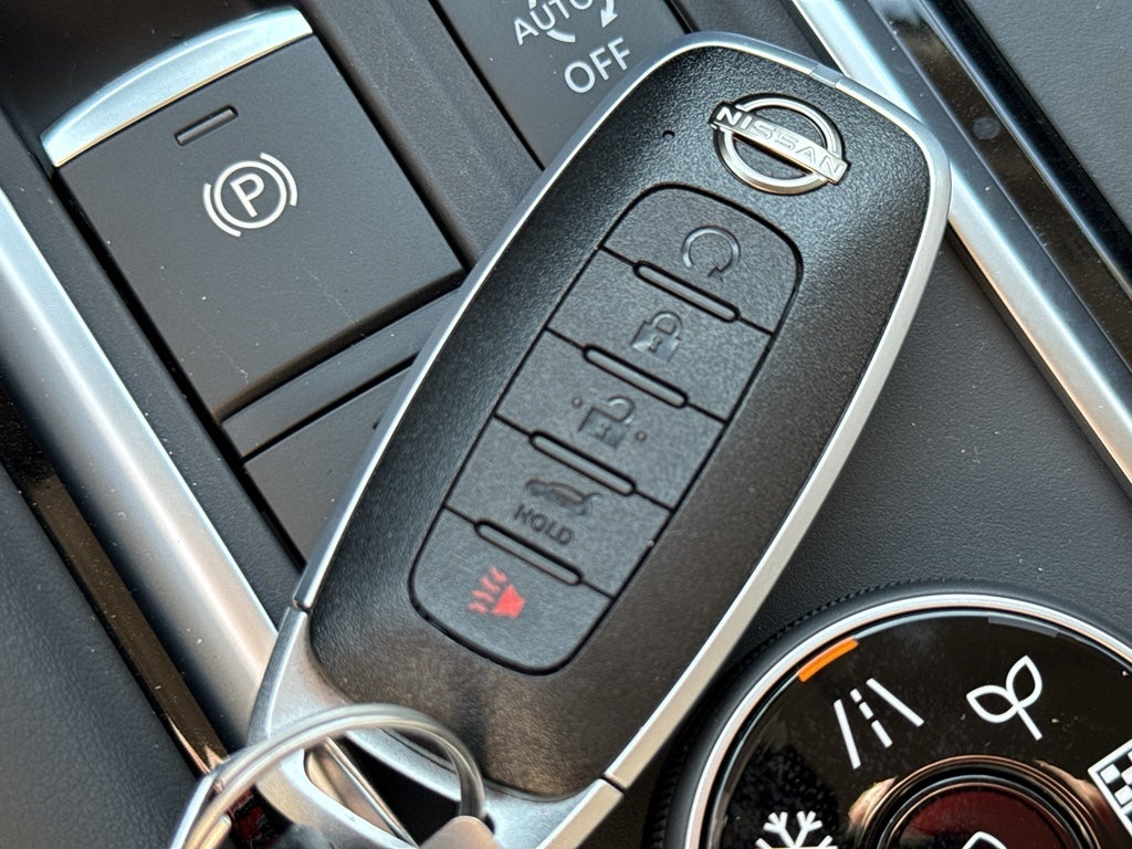 2026 Nissan Pathfinder SV 4WD