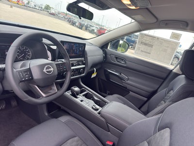 2026 Nissan Pathfinder SV 4WD