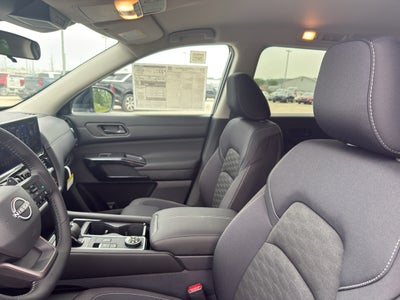 2026 Nissan Pathfinder SV 4WD