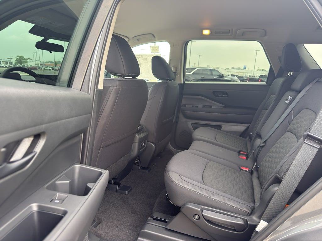 2026 Nissan Pathfinder SV 4WD
