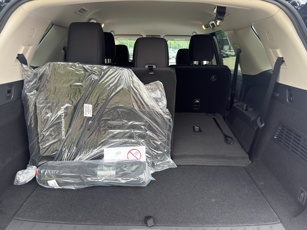 2026 Nissan Pathfinder SV 4WD