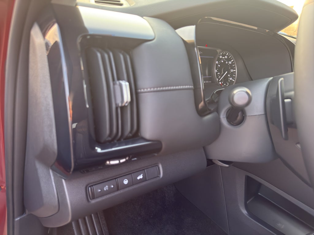 2026 Nissan Pathfinder SV 4WD