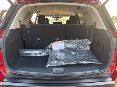 2026 Nissan Pathfinder SV 4WD